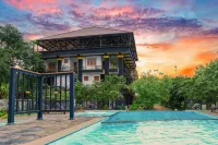 Sigiriya Kingdom Resort - Rooftop Pools