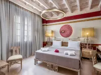 10GR Boutique Hotel & Wine Bar Hotels near Clock Tower