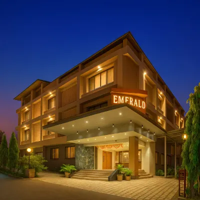 Emerald Retreat Hotels in Gavliwada
