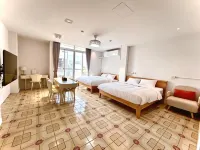 122 Western Building Hotels in Chiayi