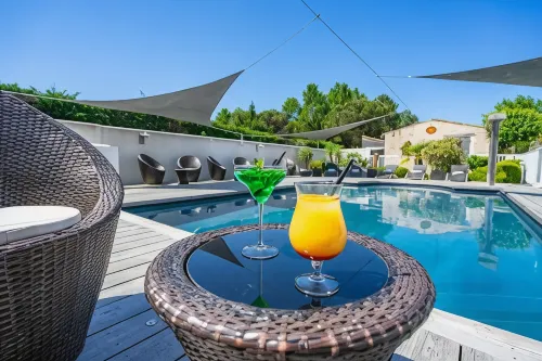 Elégance Suites Hôtel - Afhentnings-/afleveringstjenester