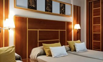 Hotel Carmen - Housity