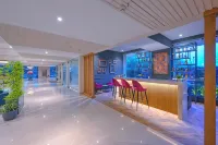 Royale Sarovar Portico Agra - bar