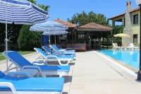 Summer Life Villa Apart - Yüzme Havuzu