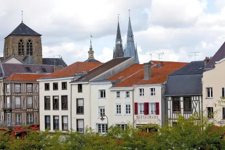 Ibis Styles Châlons-en-Champagne Centre Отели рядом с достопримечательностью «Musee des Beaux-Arts Et D'archeologie»