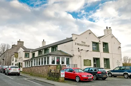 The Wheatsheaf Inn Отели рядом с достопримечательностью «Уайт Скар Кейв»