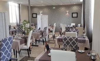 Logis Hotel Restaurant le Vedaquais