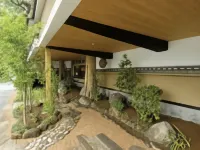 Chikumanoyu Shigenoya Hotels in Chikuma