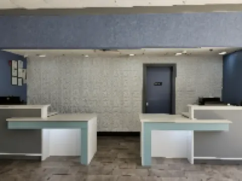 Red Roof  Plus+ Smyrna Hotels in Smyrna