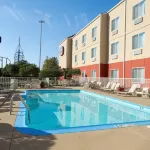 Fairfield Inn & Suites Arlington Near Six Flags