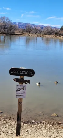 Cozy condo, walking distance to trails, shops, restaurants, fitness center.