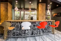 宜必思拉羅歇爾老港飯店