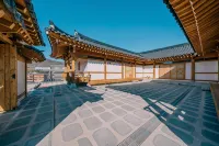 한옥에서의 하루 예랑