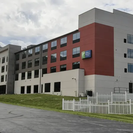 Holiday Inn Express & Suites HARRISBURG S - MECHANICSBURG by IHG