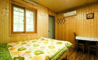 Yangsan (Baenaegol) Solmaru Pension