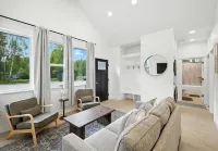 Cozy Cottage-C  Near Hatcher Pass