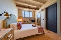 The Pinta Boutique Hotel