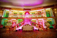 Hotel Red K Velvet