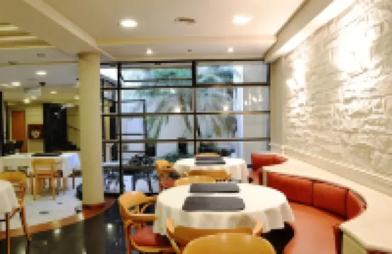 Sarmiento Palace Hotel