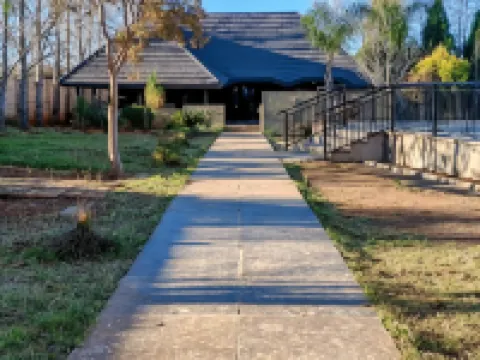 基度山鄉村旅館 住宿飯店