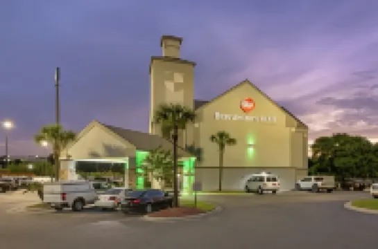 Best Western Plus Savannah Airport Inn  Suites