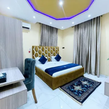 Alubarika Service Apartment