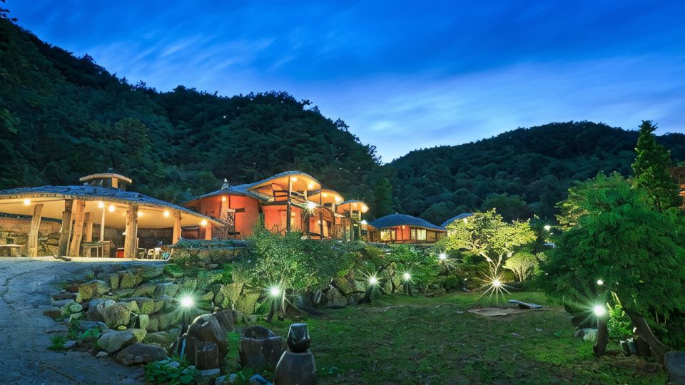 Hadong Beautiful Mountain Valley