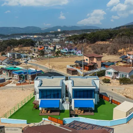 Gyeongju White Private Отели рядом с достопримечательностью «Храм Голгулса»