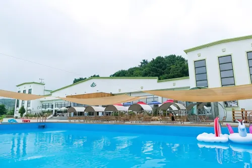 Jeongeup Geumgang Duseungsan Glamping - 3-Star