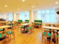 GreenTree Hotel (Haikou Qilou Old Street Wuzhishan Road) - فطور