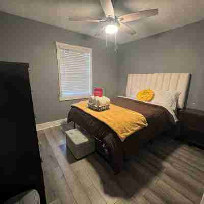 Spacious 4-bedroom house in Columbus with privacy fence situated in the county! Rooms