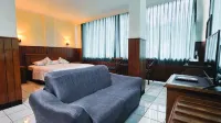 Vhaya Inn Hotel
