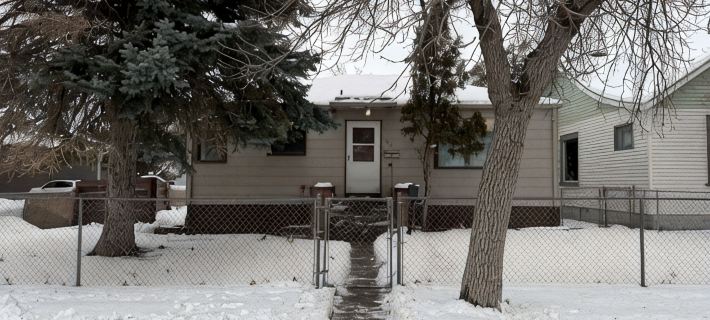 Newly remodeled 2-bedroom house with WiFi, conveniently located in Great Falls Hotels in Cascade County