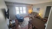 2 Bedroom Travelers Suite with Queen and Full Bed