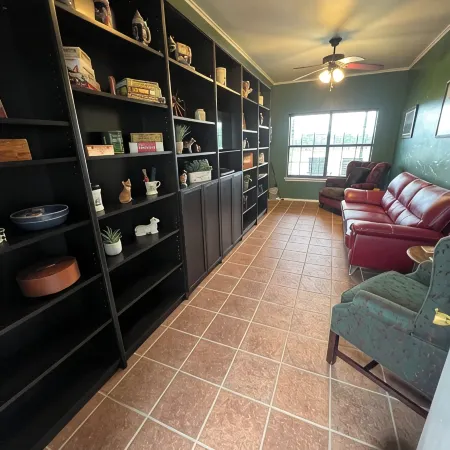 Charming 4-bedroom house in lovely Blanco with stunning outdoor spaces!