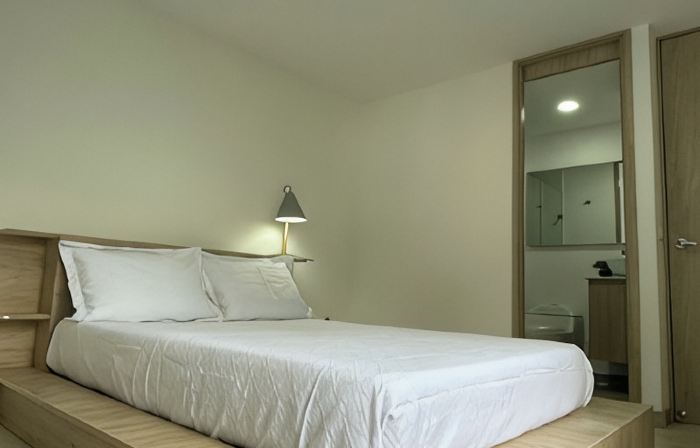 Modern Spacious 3-bedroom apartment with fitness room, WiFi in charming Sabaneta