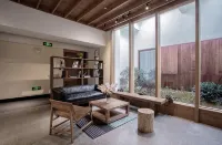 Shanghai International Convention and Exhibition Center Apartment (Hongqiao Hub Store) - Inns