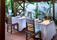 La Maison d'Eté Hotel by Newmark - Bữa sáng