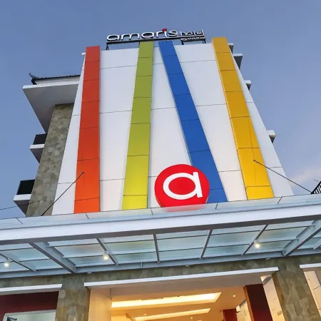 Amaris Hotel Satrio Kuningan - Jakarta Отели рядом с достопримечательностью «Торговый центр Kuningan City»
