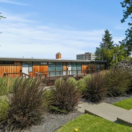 -Stunning Mid Century Modern with Amazing Downtown City Views!