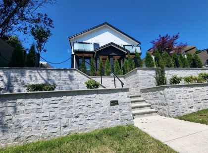 Luxury 3-Bedroom Home Modern Retreat in Vancouver