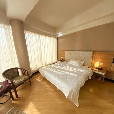Bali Business Hotel, Xinxian