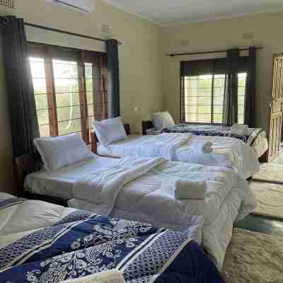 Royal South Luangwa Safaris Lodge Rooms
