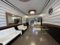 Valentine Hotel Angeles City managed by Cocotel Hotel berhampiran Jalan Fields