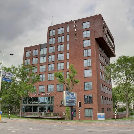 Hampshire Hotel - Delft Centre Отели в г. Делфт