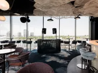 DoubleTree by Hilton Amsterdam Centraal Station Hotels in Amsterdam