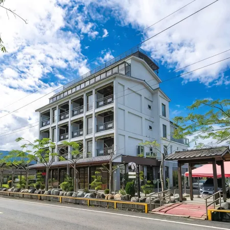 Along the River B&B Отели рядом с достопримечательностью «Железнодорожный вокзал Дуншань»