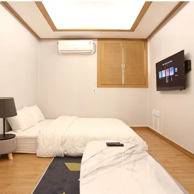 Sillim Yu Hotel U hotel - General Room - Healing Accommodation with Cats and Board Games Sillim Station 周辺のホテル