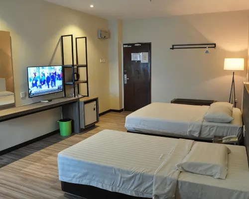 Frazel Inn Hotels in Parit Buntar