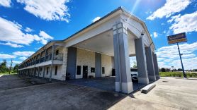 Scottish Inn & Suites